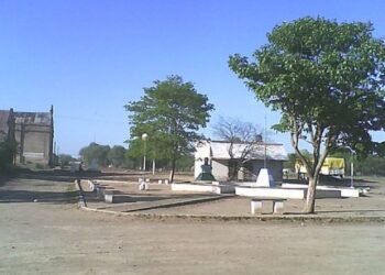 Tiene 13 años y recibió ocho puñaladas por intentar salvar a su mamá del ataque de su ex pareja