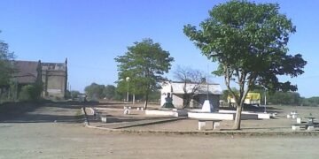 Tiene 13 años y recibió ocho puñaladas por intentar salvar a su mamá del ataque de su ex pareja