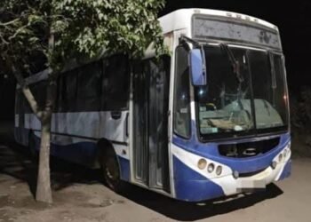Recuperaron un colectivo robado en el Barrio Azucarero