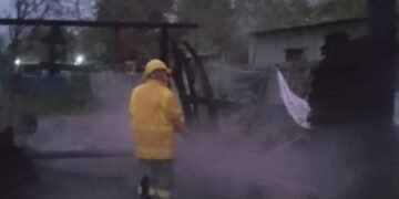 Se incendió una vivienda prefabricada