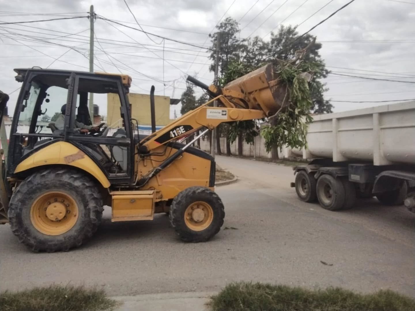 Sigue el operativo de limpieza en Orán - Radio Ciudad Oran