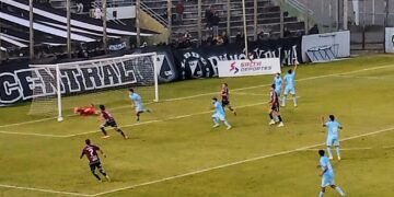 Central Norte goleó a Defensores Unidos de Zárate