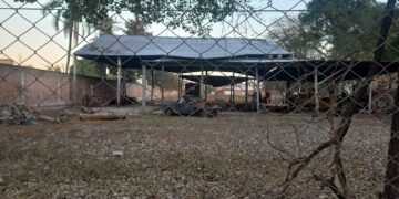 Vecinos piden por la limpieza de un predio