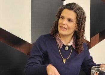 Fiore anunció concursos para supervisores y directores tras años sin llamados