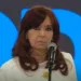 Cristina Kirchner le respondió a Javier Milei: “Te van a sacar con un chaleco de fuerza”
