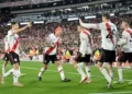 River sufrió, ganó por penales y llegó a cuartos de la Libertadores