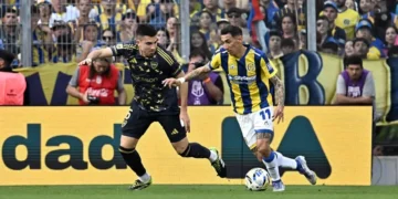 Golazo olímpico de Di María en el empate entre Central y Boca