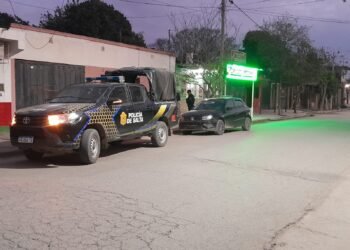 Los detuvieron ingiriendo bebidas alcohólicas y consumo de estupefacientes