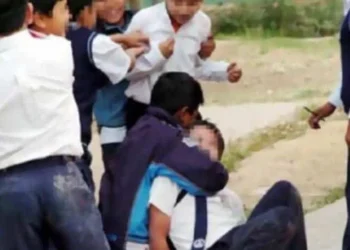 Reunión para abordar la problemática de violencia en el ámbito escolar