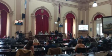 Media sanción a la creación del FOGASAL