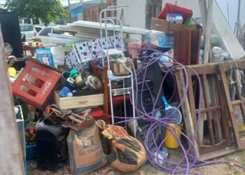 Desalojaron una familia en el B° 4 de Junio