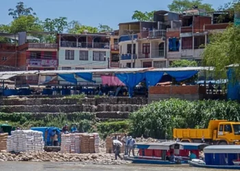 “Los mayoristas bolivianos nos están quitando el trabajo a todos”