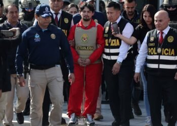 Con mameluco naranja y chaleco antibalas llegó a Argentina  Matías Ozorio, mano derecha de Pequeño J