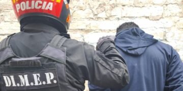 Detuvieron a un hombre con pedido de captura