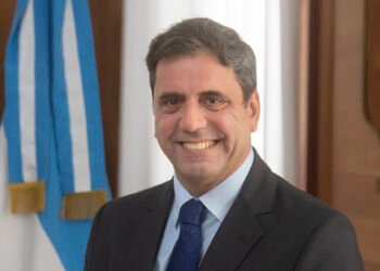 Lisandro Catalán deja el Ministerio del Interior