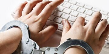 La Justicia de Tucumán prohibió a periodistas criticar a fiscales y jueces