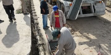 Avanza la obra de cordón cuneta en el Barrio Mitre
