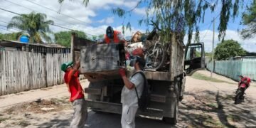Barrio 4 de Junio: Levantaron 145 toneladas de cacharros