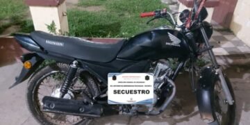 Dos detenidos por el robo de una motocicleta