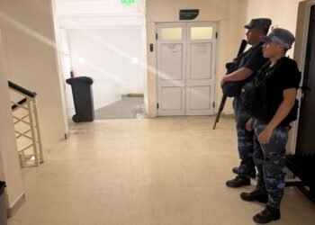 “Conejo” Martínez sigue grave en terapia intensiva