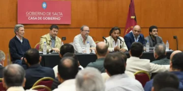 Sáenz a intendentes: “Sigamos trabajando por el crecimiento de Salta y manteniéndonos cercanos a la gente”