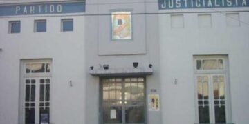 Berni no pagó Edesa: Le cortaron la luz a la sede del PJ de Salta