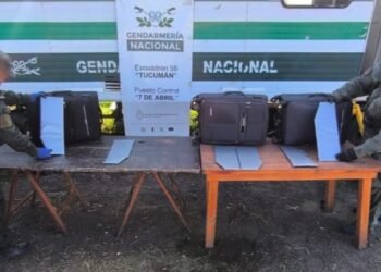 Traficaban 6 kilos de cocaína en tres valijas