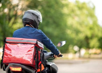 Hoy capacitan en conducción a motociclistas de delivery