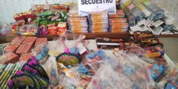 Secuestro de pirotecnia ilegal en controles de comercios en Orán