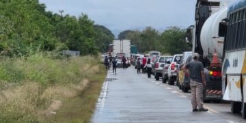 Ruta 50 cortada por las lluvias caídas