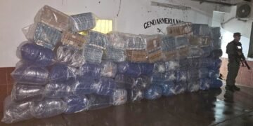 Secuestran 880 kilos de hojas de coca y 17.350 paquetes de cigarrillos