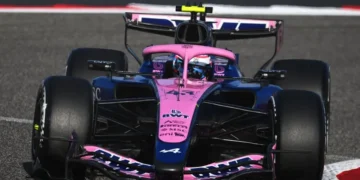 Colapinto dio el golpe en Bahréin: Se metió entre los primeros 10 más rápidos