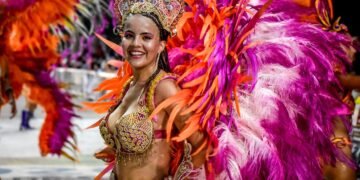 Corso Color: Se suspendió la noche de hoy sábado