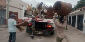 Descacharrado Masivo: Se levantaron 68 toneladas de cacharros en el Barrio Osvaldo Pos