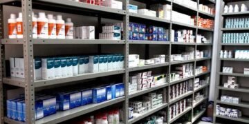 ANMAT revoca habilitaciones de 60 droguerías por certificados vencidos