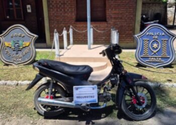 La policía recuperó en Orán dos motos robadas