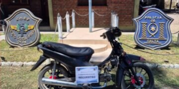 La policía recuperó en Orán dos motos robadas