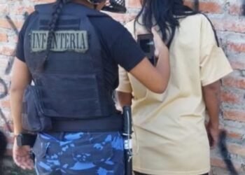 Mujer con pedido de captura fue detenida