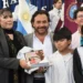 Sáenz inició la distribución de kits y manuales escolares en toda la provincia