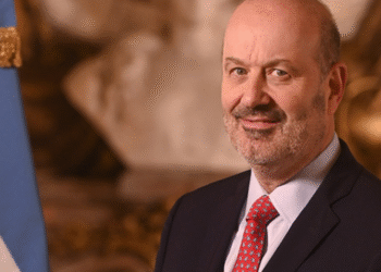 Sturzenegger: “En la era Milei se crearon 400.000 puestos de trabajo”