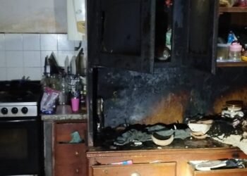 Incendio estructural con personas lesionadas.