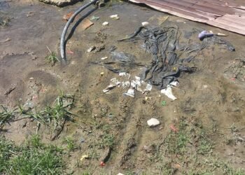 Vecinos denuncian el mal estado de un pozo de agua