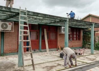 Continúan los trabajos en las escuelas
