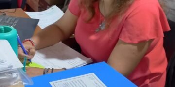 Yésica Caballero: “Todos los puesteros del Abasto deben tramitar su habilitación comercial”