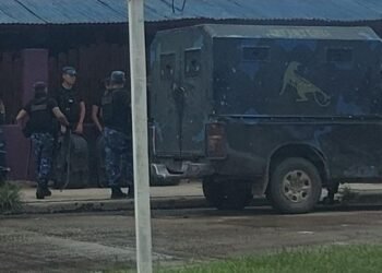 Persecución y vuelco: Habrían secuestrado 32 kilos de cocaína
