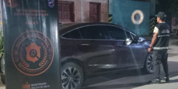 La policía recuperó un auto en Aguas Blancas