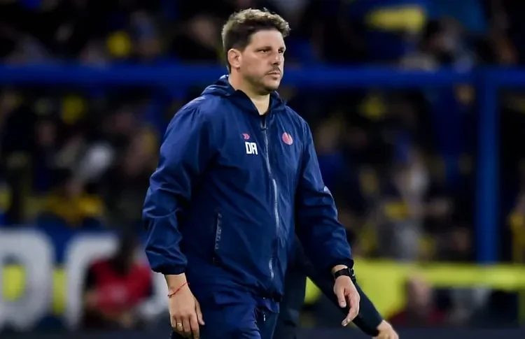 Ayude fue despedido como entrenador de San Lorenzo