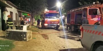 Bomberos Voluntarios asistió a un incendio de una habitación prefabricada