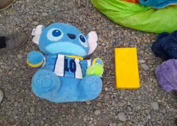 Mujer traficaba un kilos cocaína dentro de un peluche