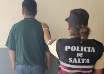 Demorado con pedido de detención en Orán